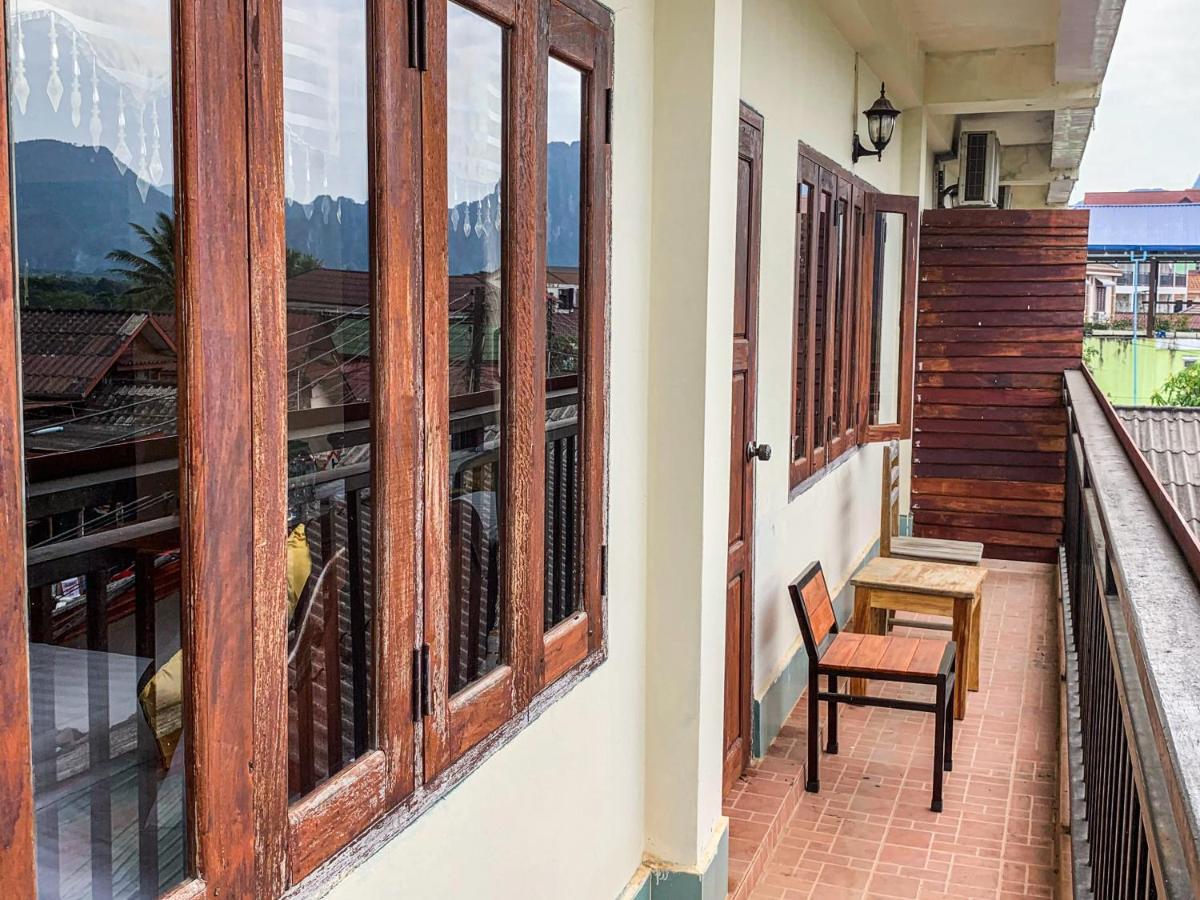 Bountang Mountain View Riverside Hotel 방 비엥 외부 사진