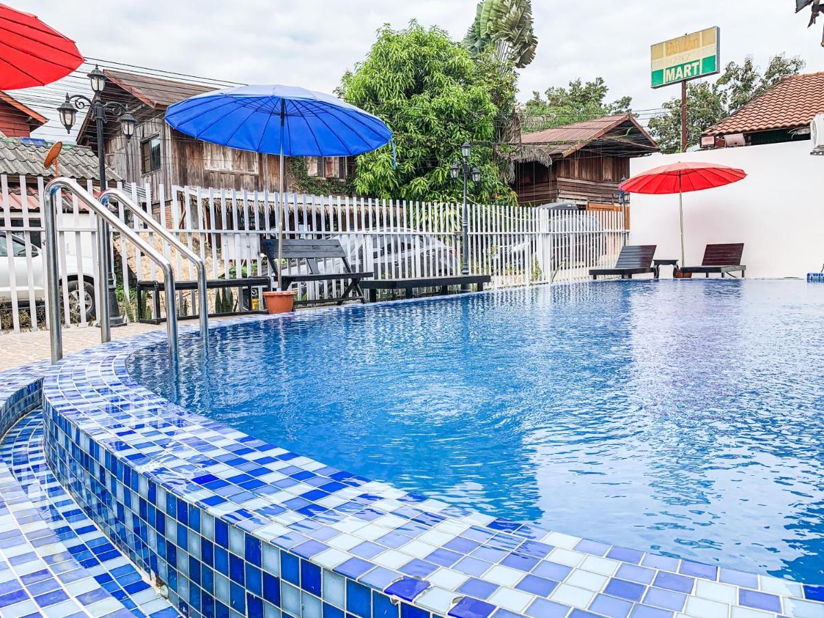 Bountang Mountain View Riverside Hotel 방 비엥 외부 사진