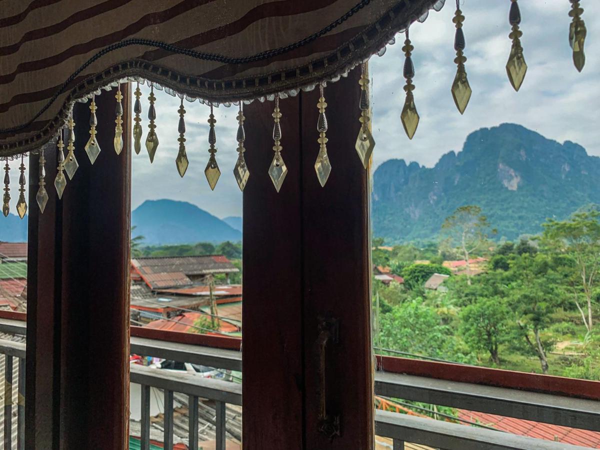 Bountang Mountain View Riverside Hotel 방 비엥 외부 사진