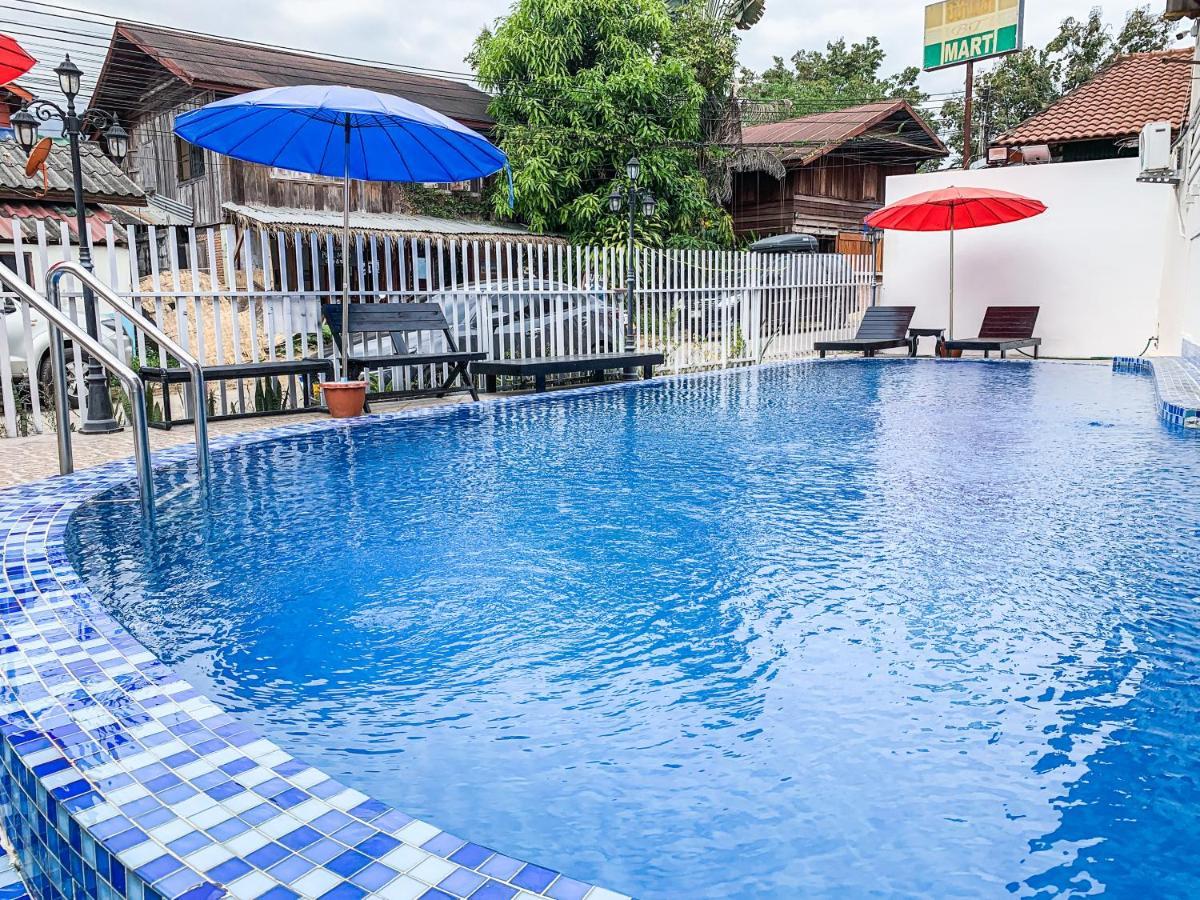 Bountang Mountain View Riverside Hotel 방 비엥 외부 사진