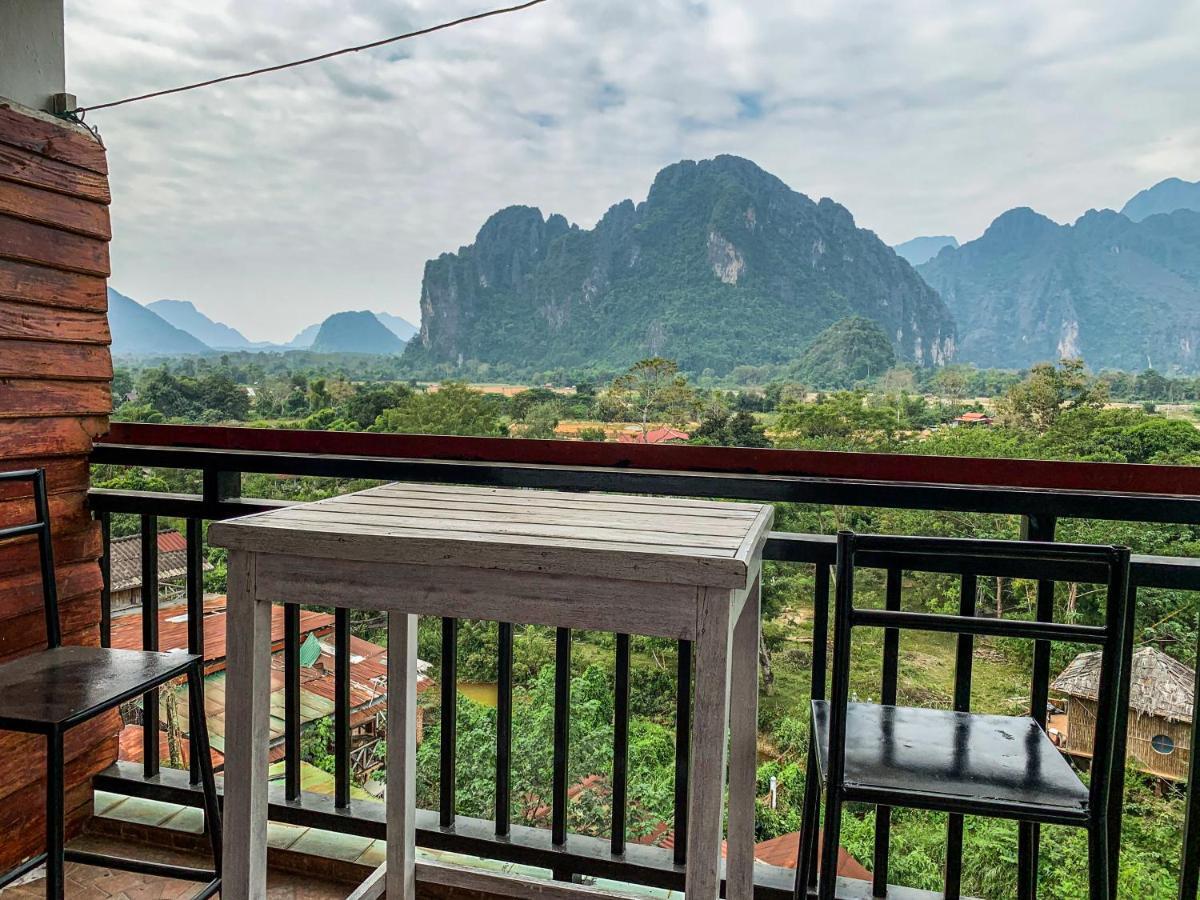Bountang Mountain View Riverside Hotel 방 비엥 외부 사진