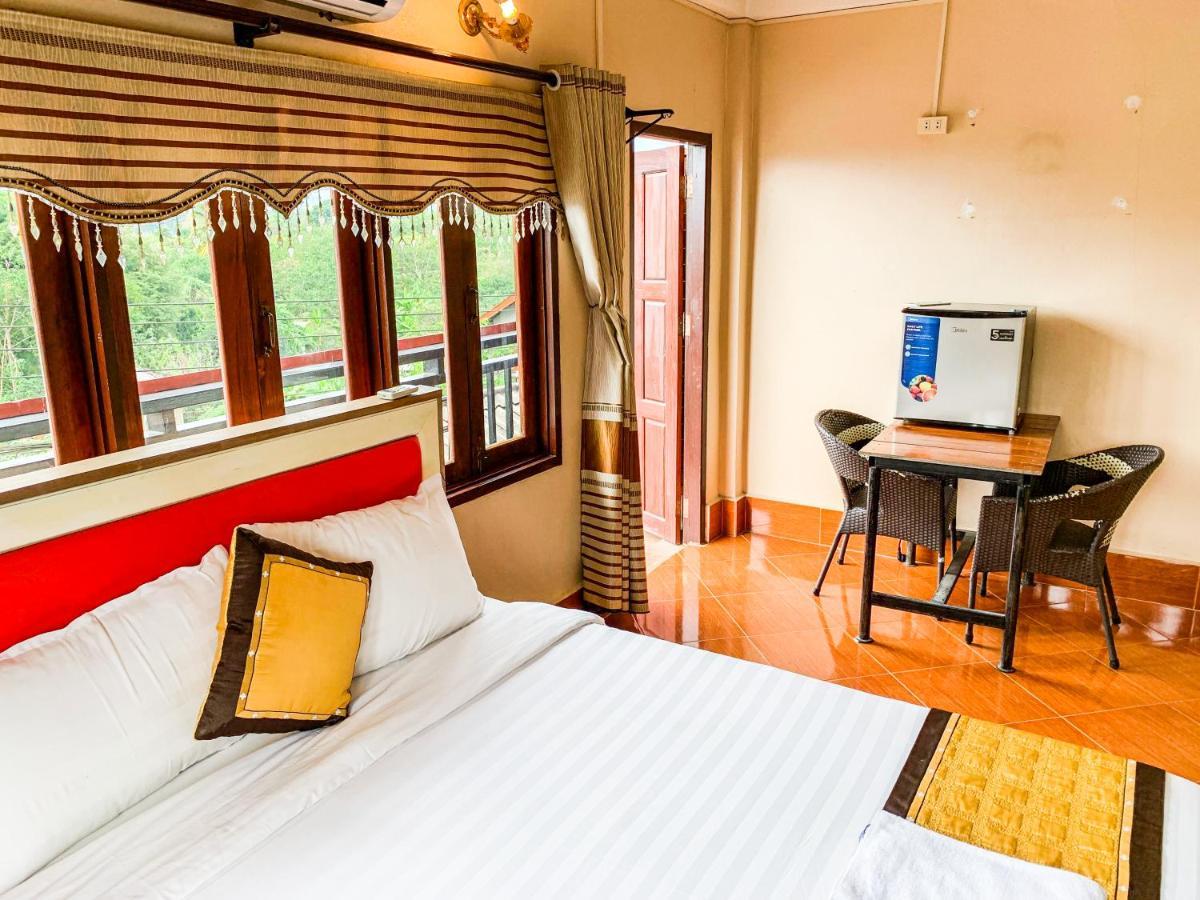 Bountang Mountain View Riverside Hotel 방 비엥 외부 사진