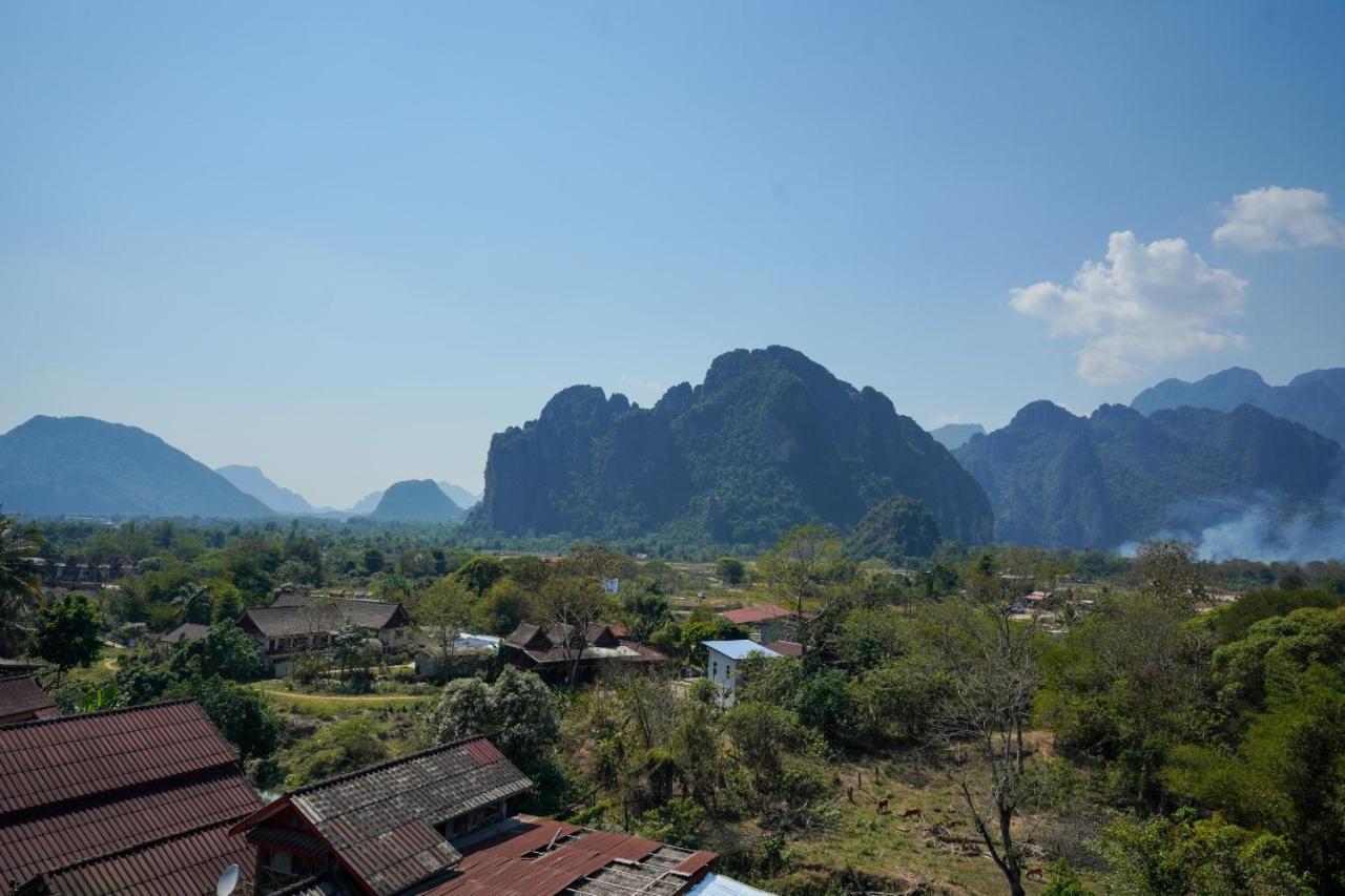 Bountang Mountain View Riverside Hotel 방 비엥 외부 사진