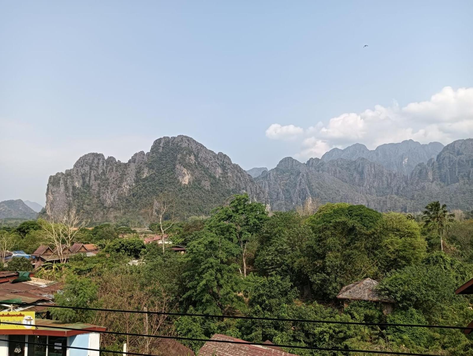Bountang Mountain View Riverside Hotel 방 비엥 외부 사진